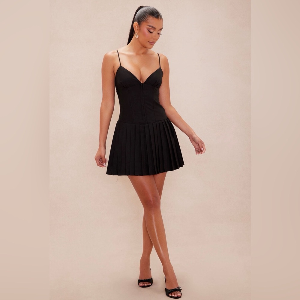NOVA LUXE Kendra Pleated Mini Dress - Black #graduation